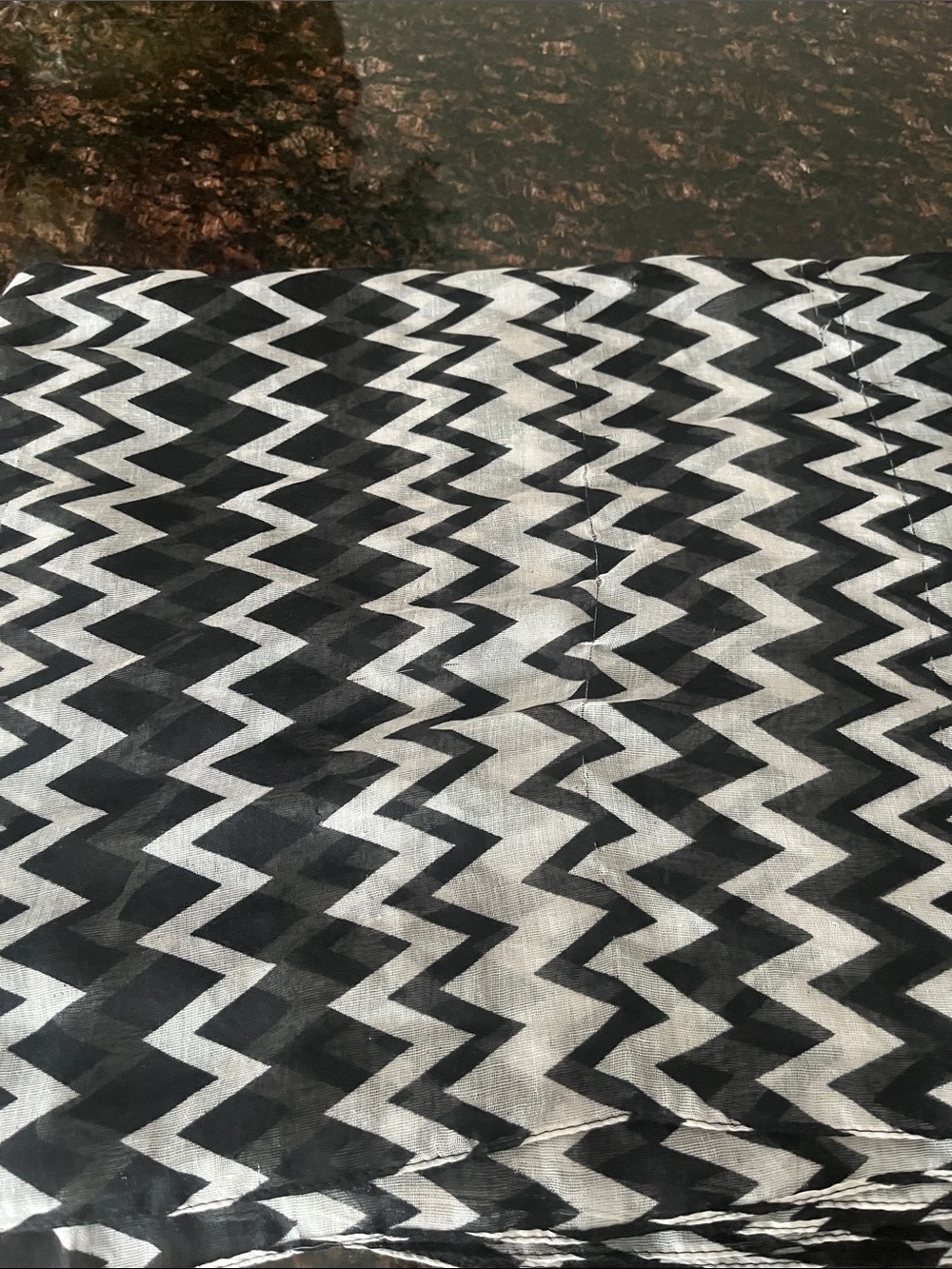 Black and White Zigzag Pattern Eternity Scarf
